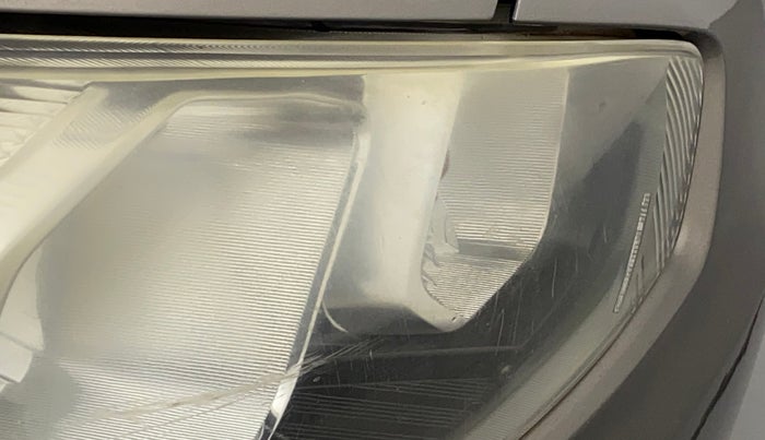 2016 Datsun Go Plus T, Petrol, Manual, 68,905 km, Right headlight - Minor scratches