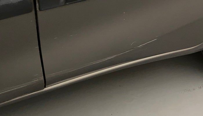 2016 Datsun Go Plus T, Petrol, Manual, 68,905 km, Rear left door - Minor scratches