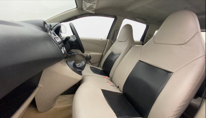 2016 Datsun Go Plus T, Petrol, Manual, 68,905 km, Right Side Front Door Cabin
