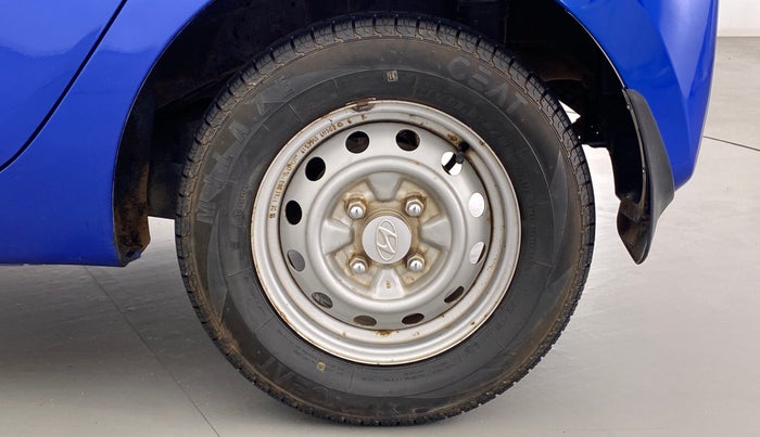 2016 Hyundai Eon ERA PLUS, Petrol, Manual, 34,961 km, Left Rear Wheel