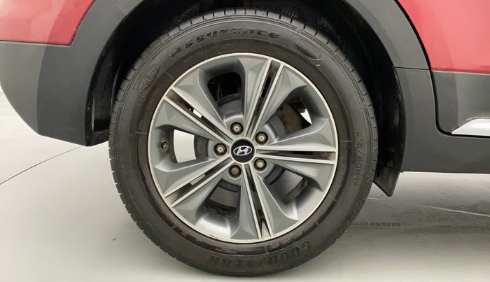 2016 Hyundai Creta 1.6 SX (O) CRDI, Diesel, Manual, 86,720 km, Right Rear Wheel