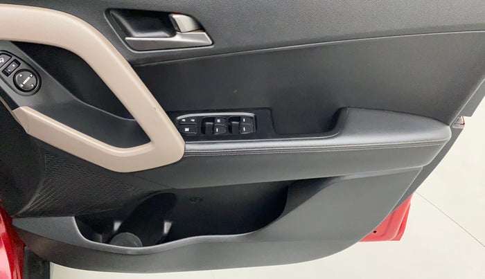 2016 Hyundai Creta 1.6 SX (O) CRDI, Diesel, Manual, 86,720 km, Driver Side Door Panels Control