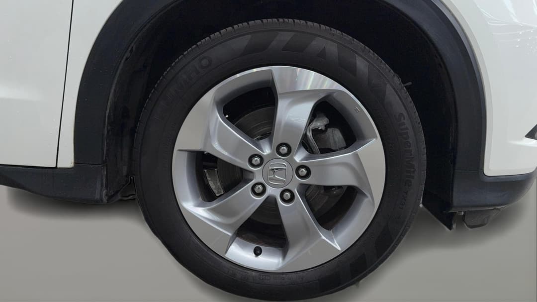 2017 Honda HR-V Vti-s, Automatic, 127893 km, Right Front Wheel