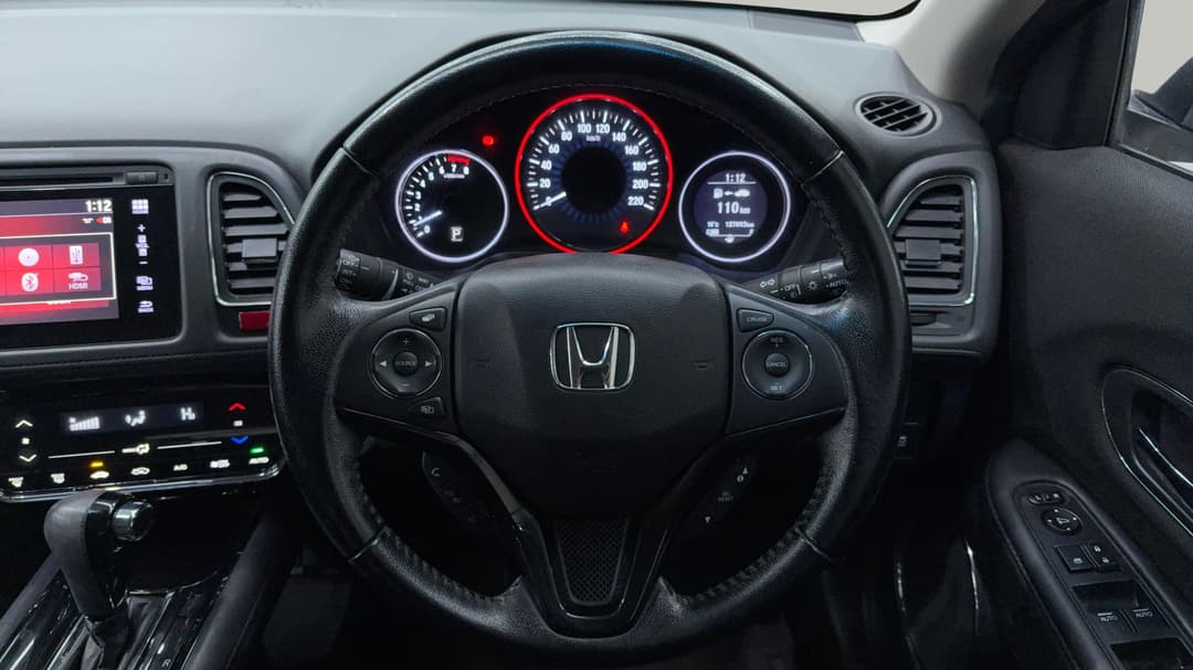 2017 Honda HR-V Vti-s, Automatic, 127893 km, Steering Wheel Close-up