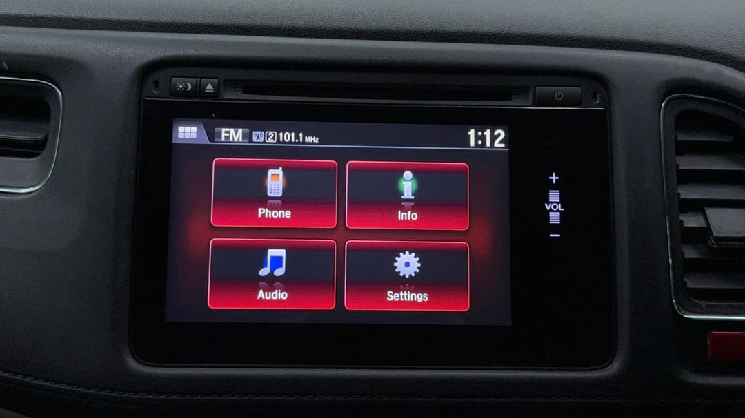 2017 Honda HR-V Vti-s, Automatic, 127893 km, Infotainment System