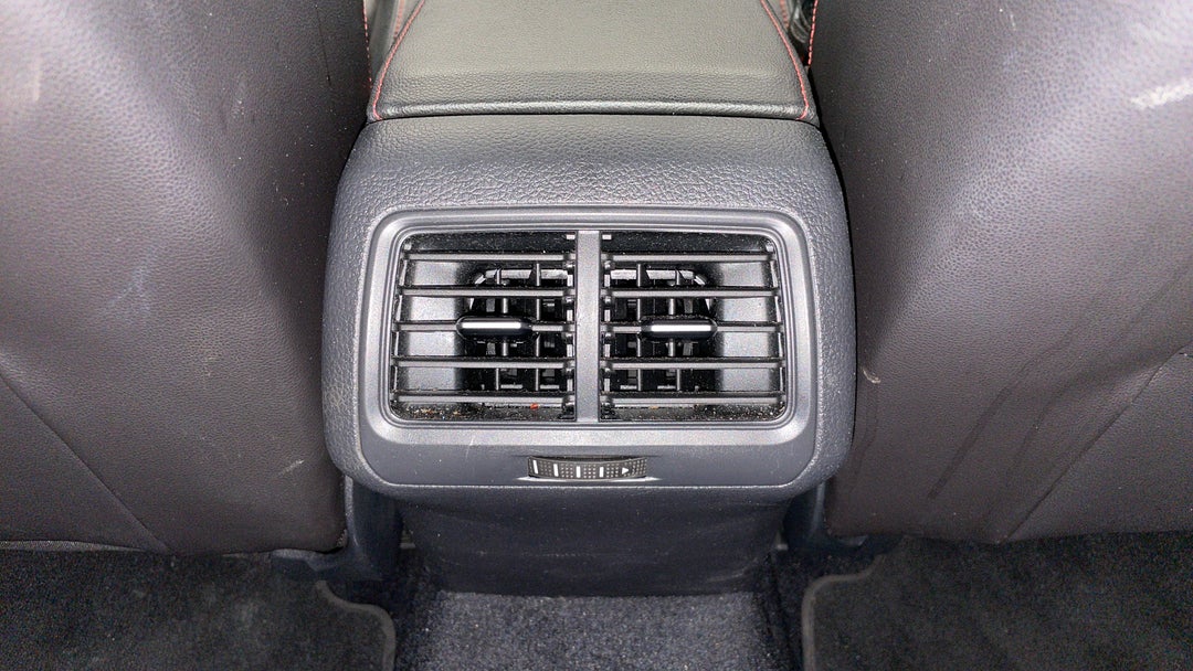 Rear A/C Vent