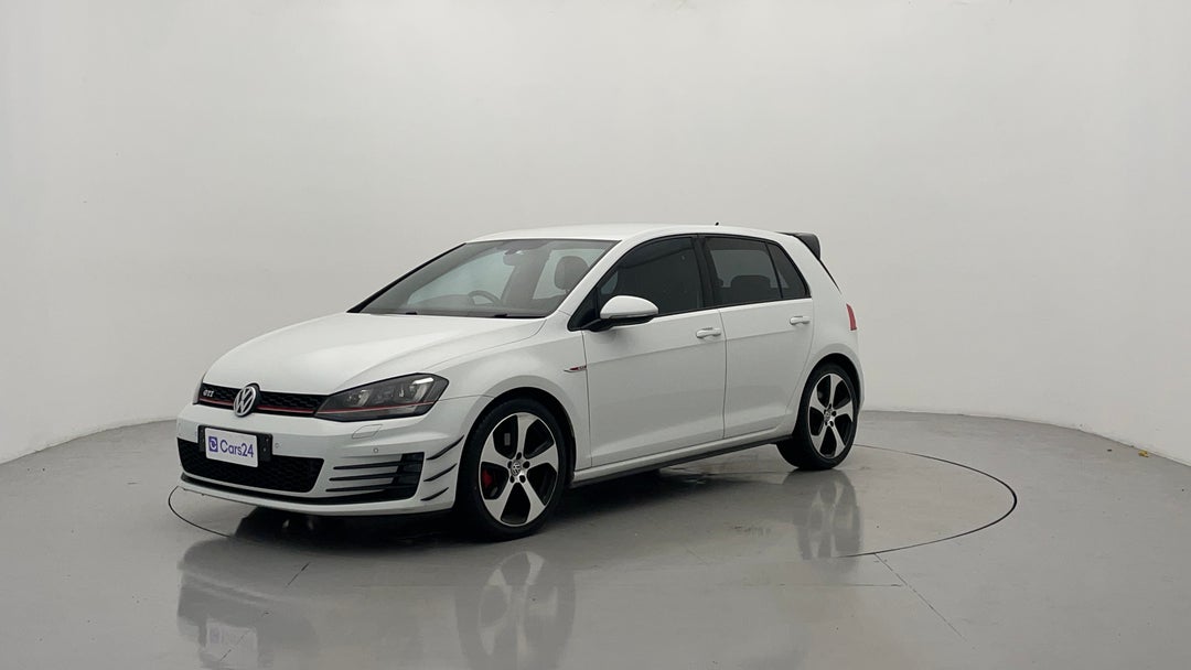 Left Front Diagonal (45- Degree) View