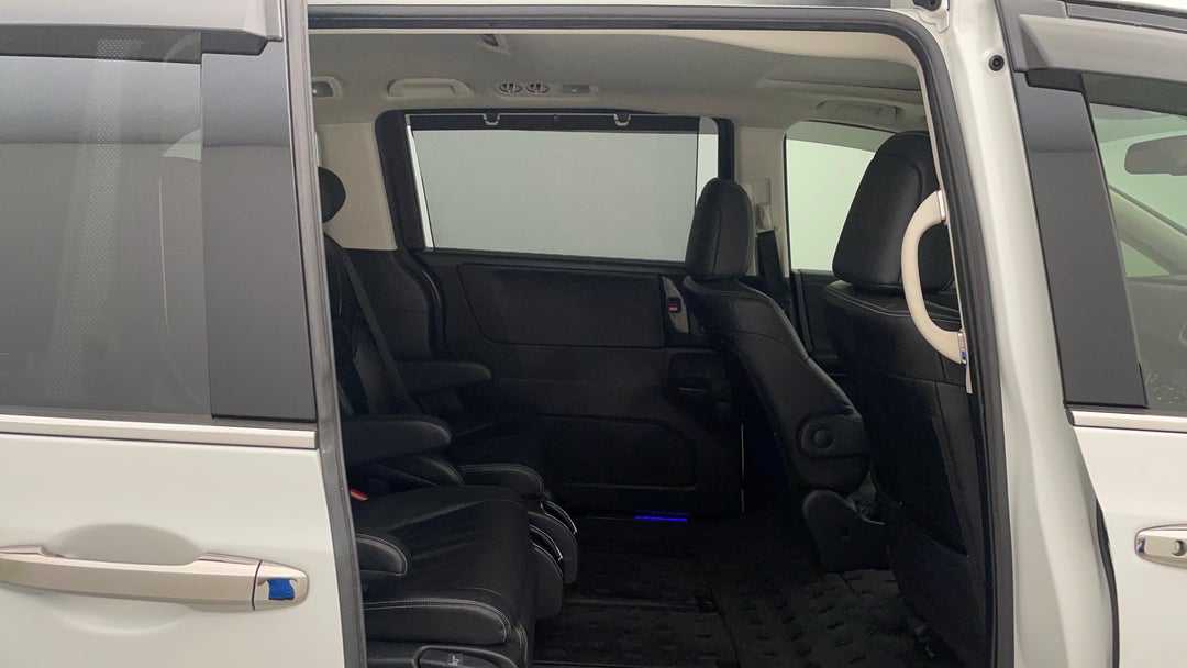 2018 Honda Odyssey Vti-l, Automatic, 143824 km, Right Side Rear Door Cabin View