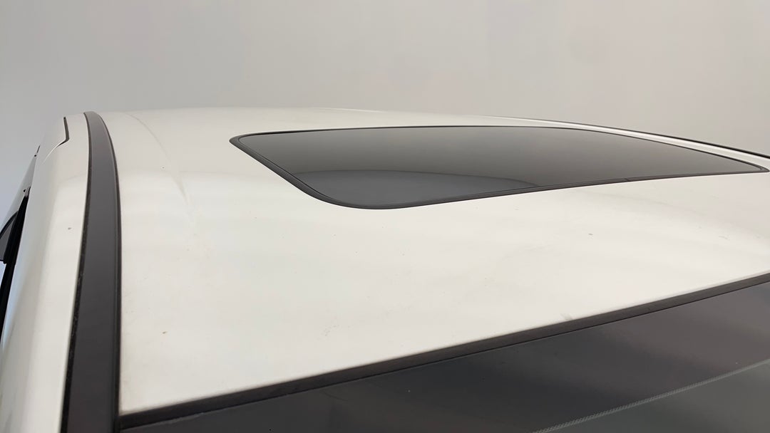 2018 Honda Odyssey Vti-l, Automatic, 143824 km, Roof/Sunroof View