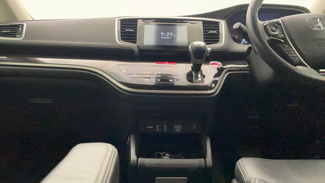2018 Honda Odyssey Vti-l, Automatic, 143824 km, Center Console