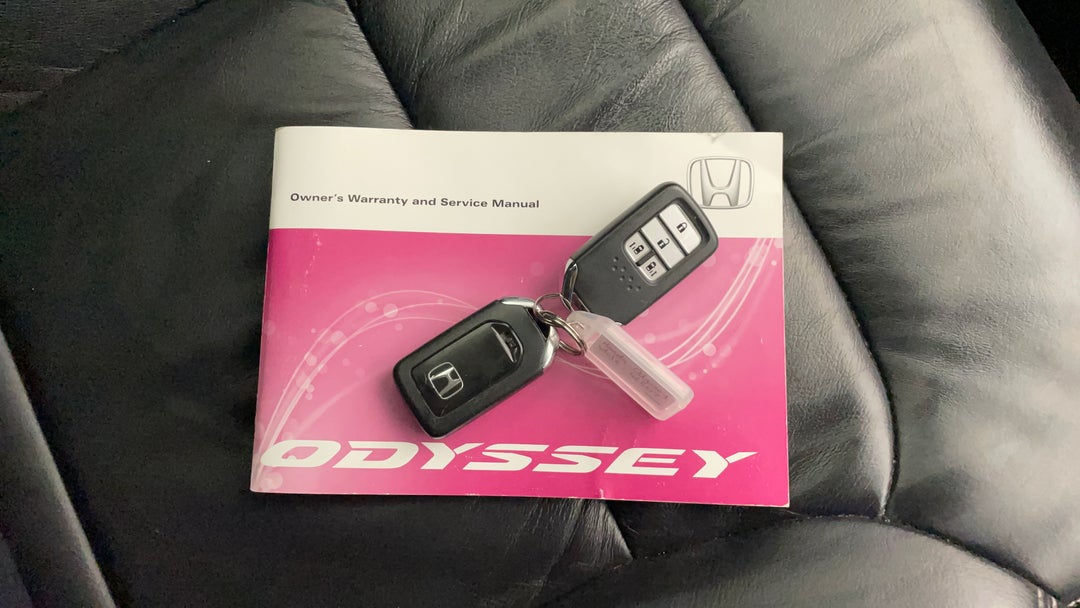 2018 Honda Odyssey Vti-l, Automatic, 143824 km, Key Close-up