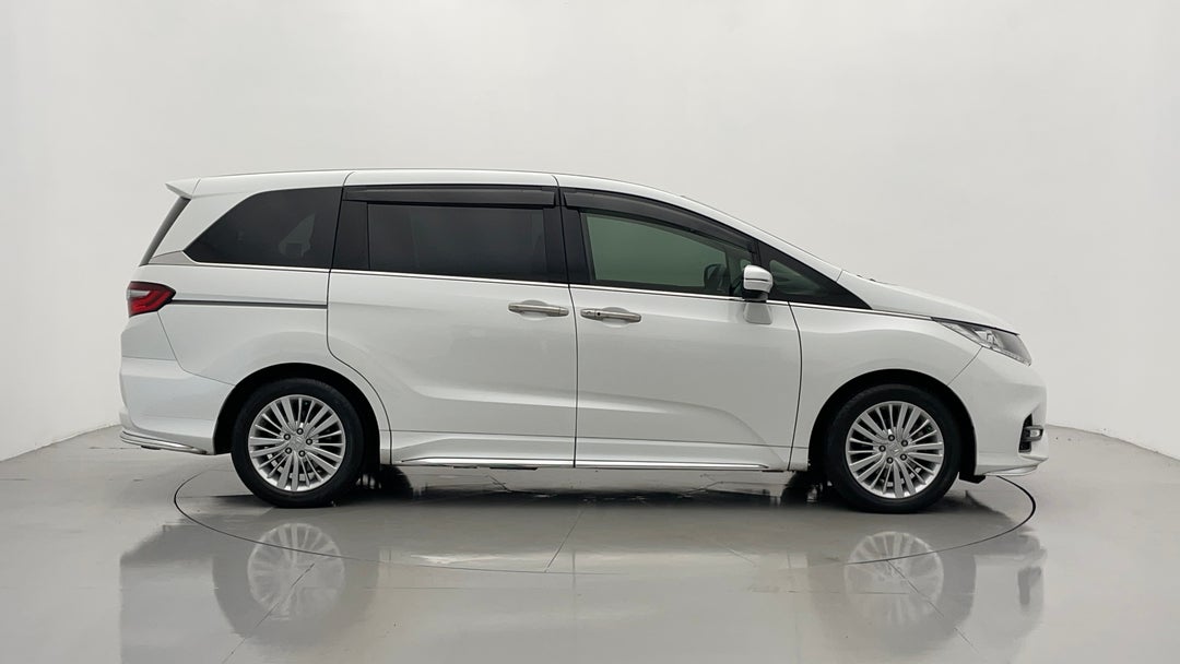 2018 Honda Odyssey Vti-l, Automatic, 143824 km, Right Side View