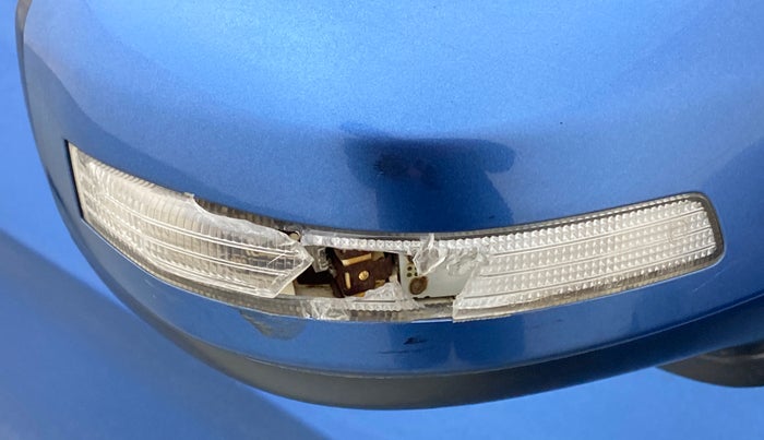 2013 Honda Amaze 1.2 VXMT I VTEC, Petrol, Manual, 44,119 km, Right rear-view mirror - Indicator light has minor damage
