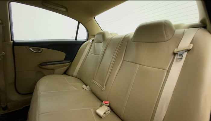 2013 Honda Amaze 1.2 VXMT I VTEC, Petrol, Manual, 44,119 km, Right Side Rear Door Cabin