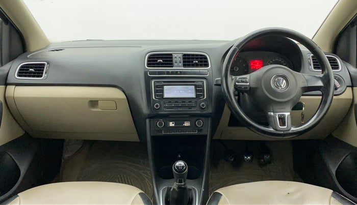 2014 Volkswagen Polo HIGHLINE1.2L, Petrol, Manual, 73,854 km, Dashboard