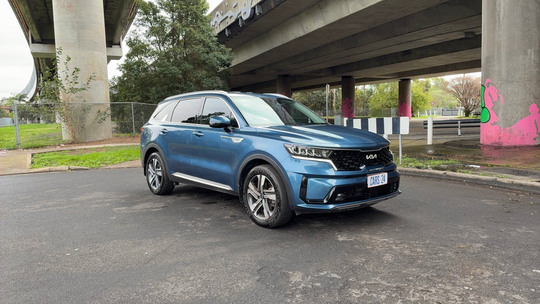 Right Front Diagonal (45- Degree) View