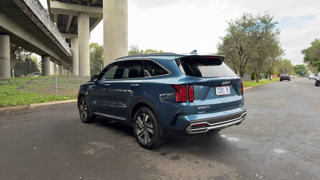 Left Back Diagonal (45- Degree) View