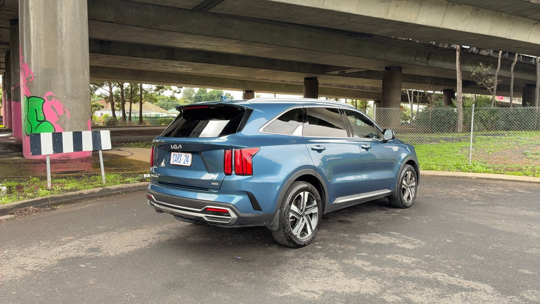 Right Back Diagonal (45- Degree) View