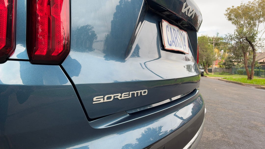 Badge (Boot Right Side)