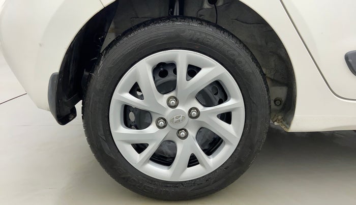 2018 Hyundai Grand i10 MAGNA 1.2 VTVT, Petrol, Manual, 11,635 km, Right Rear Wheel