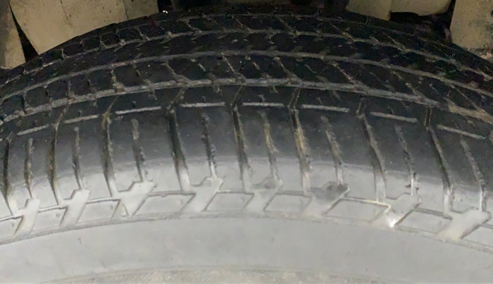 2018 Mahindra Scorpio S11 2WD, Diesel, Manual, 60,313 km, Left Front Tyre Tread