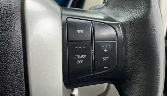 2018 Mahindra Scorpio S11 2WD, Diesel, Manual, 60,313 km, Steering wheel - Cruise control not functional