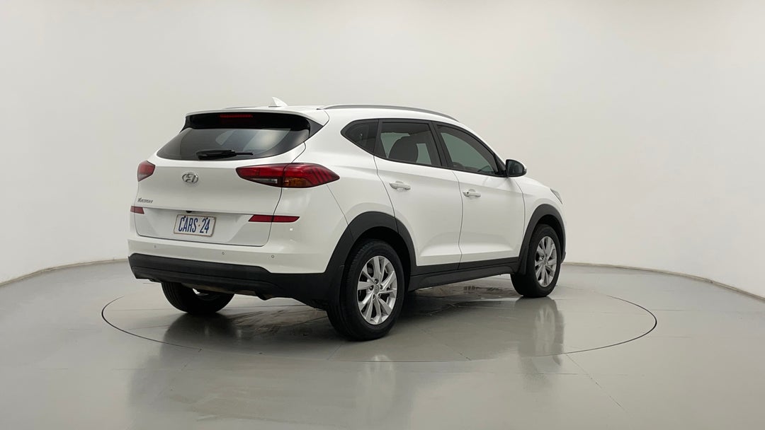 Right Back Diagonal (45- Degree) View