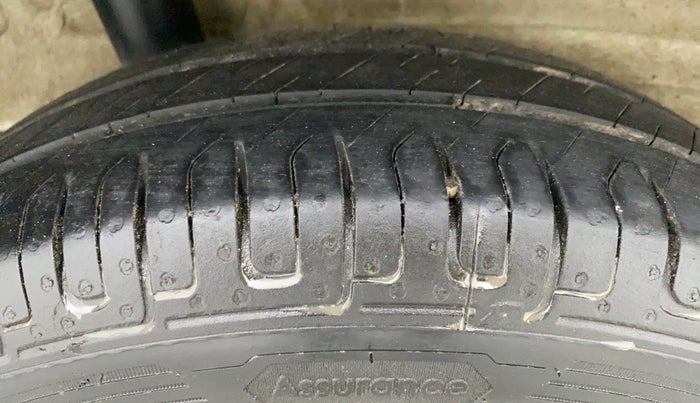 2019 Maruti New Wagon-R 1.0 Lxi (o) cng, CNG, Manual, 85,079 km, Right Rear Tyre Tread
