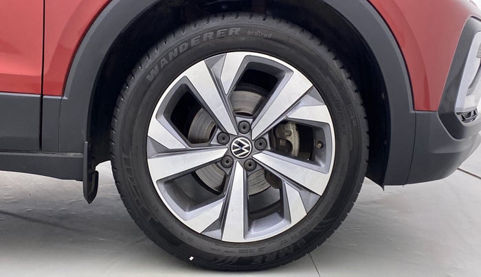 2021 Volkswagen TAIGUN TOPLINE 1.0 TSI MT, Petrol, Manual, 18,089 km, Right Front Wheel
