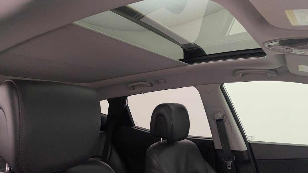 Interior Sunroof/Moonroof