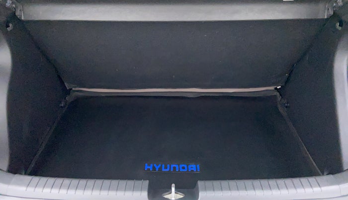 2017 Hyundai Elite i20 SPORTZ 1.2, Petrol, Manual, 6,610 km, Boot Inside View