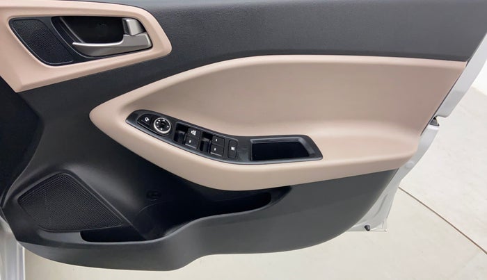 2017 Hyundai Elite i20 SPORTZ 1.2, Petrol, Manual, 6,610 km, Driver Side Door Panels Controls