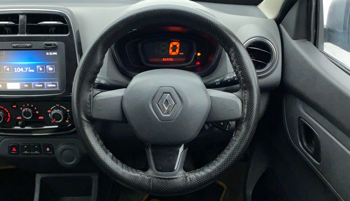 2016 Renault Kwid RXT 0.8, Petrol, Manual, 36,329 km, Steering Wheel Close Up