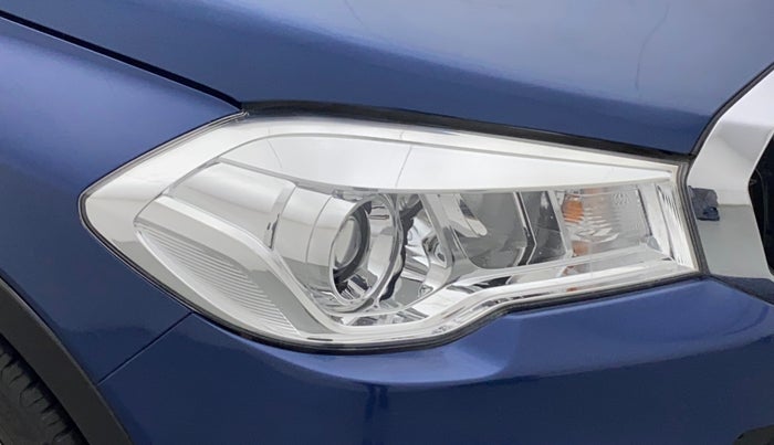 2018 Maruti S Cross ZETA 1.3, Diesel, Manual, 1,00,884 km, Right headlight - Minor scratches