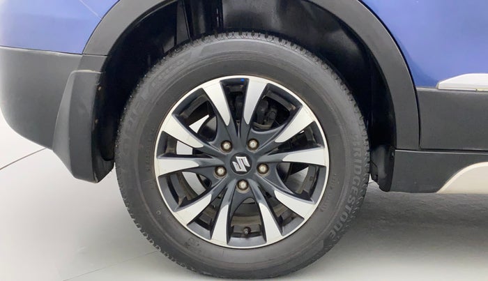 2018 Maruti S Cross ZETA 1.3, Diesel, Manual, 1,00,884 km, Right Rear Wheel