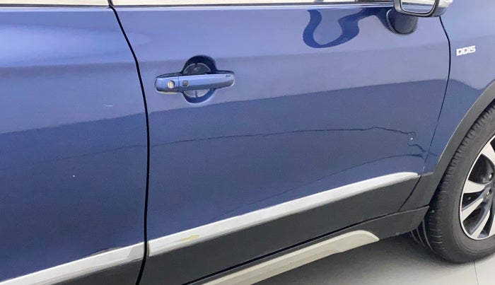 2018 Maruti S Cross ZETA 1.3, Diesel, Manual, 1,00,884 km, Driver-side door - Minor scratches