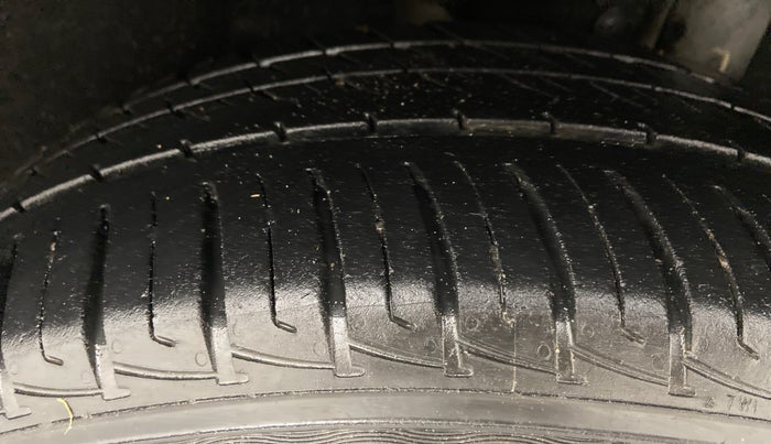 2019 Maruti Vitara Brezza LDI, Diesel, Manual, 51,273 km, Left Rear Tyre Tread