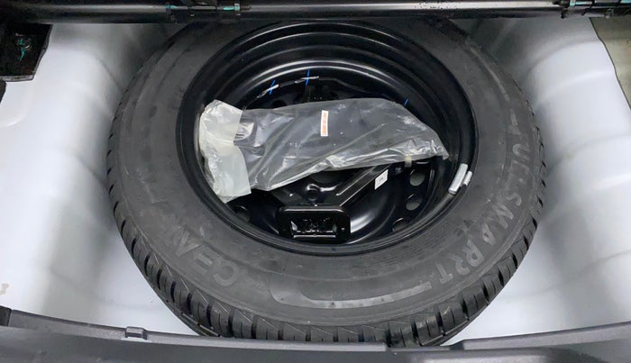 2022 Hyundai AURA S 1.2 CNG, CNG, Manual, 7,670 km, Spare Tyre
