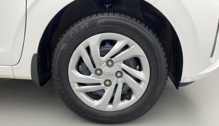 2022 Hyundai AURA S 1.2 CNG, CNG, Manual, 7,670 km, Right Front Wheel