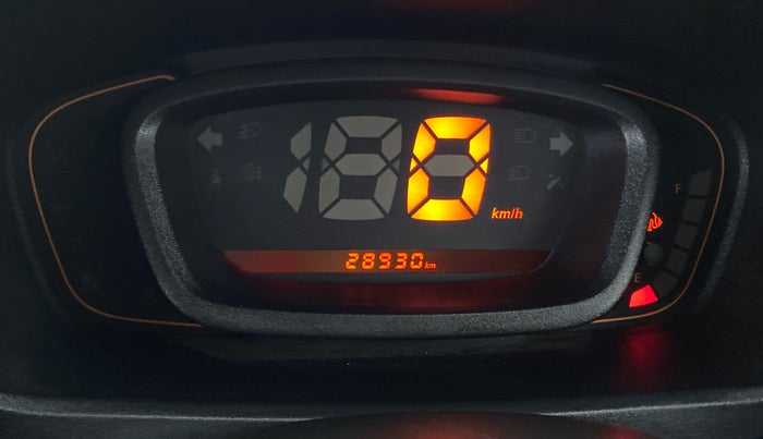 2017 Renault Kwid CLIMBER 1.0, Petrol, Manual, 28,863 km, Odometer Image