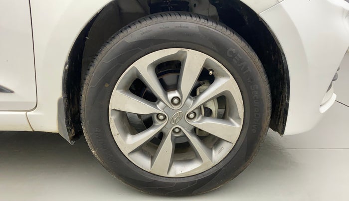 2018 Hyundai Elite i20 MAGNA EXECUTIVE 1.2, Petrol, Manual, 24,248 km, Right Front Wheel