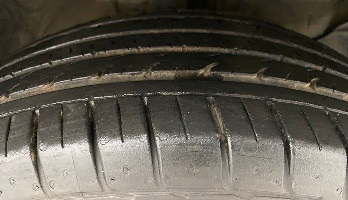 2019 KIA SELTOS HTK PLUS 1.5 DIESEL, Diesel, Manual, 14,562 km, Right Front Tyre Tread