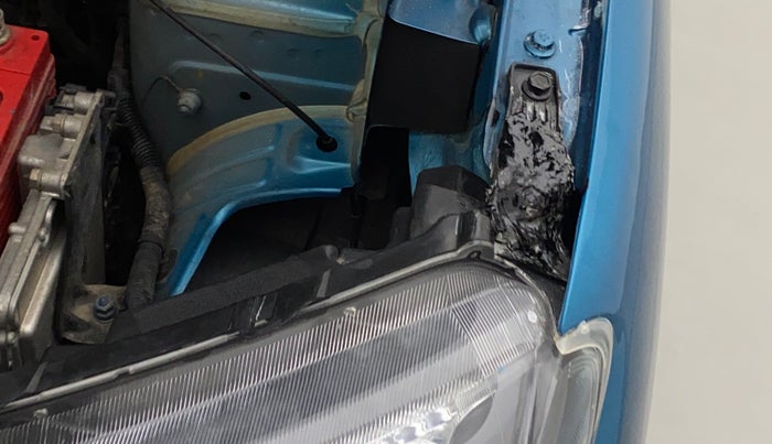 2021 Renault Kwid RXT 1.0 AMT (O), Petrol, Automatic, 35,654 km, Left headlight - Clamp has minor damage