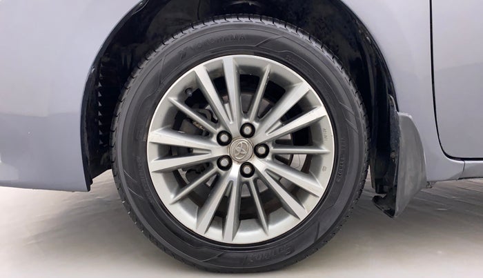 2016 Toyota Corolla Altis VL AT, Petrol, Automatic, 1,37,038 km, Left Front Wheel
