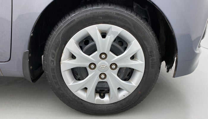 2015 Hyundai Grand i10 SPORTZ 1.2 KAPPA VTVT, Petrol, Manual, 26,350 km, Right Front Wheel