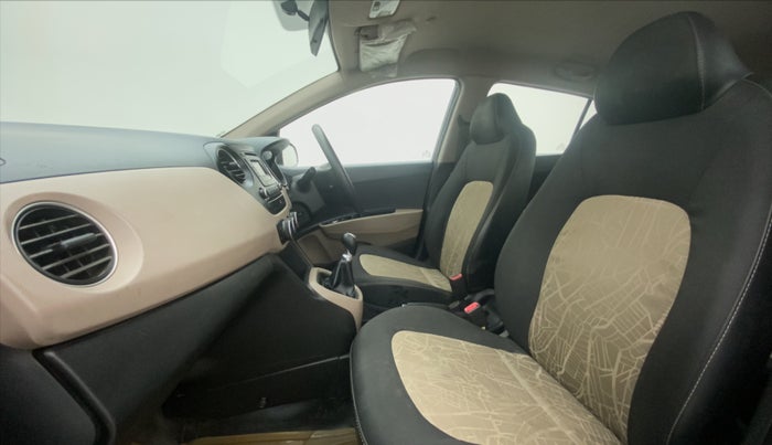 2015 Hyundai Grand i10 SPORTZ 1.2 KAPPA VTVT, Petrol, Manual, 26,350 km, Right Side Front Door Cabin