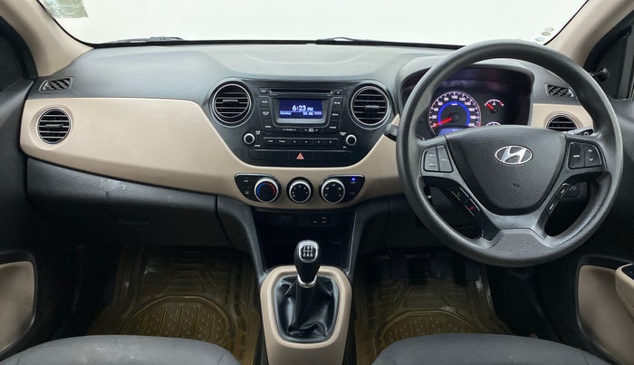 2015 Hyundai Grand i10 SPORTZ 1.2 KAPPA VTVT, Petrol, Manual, 26,350 km, Dashboard
