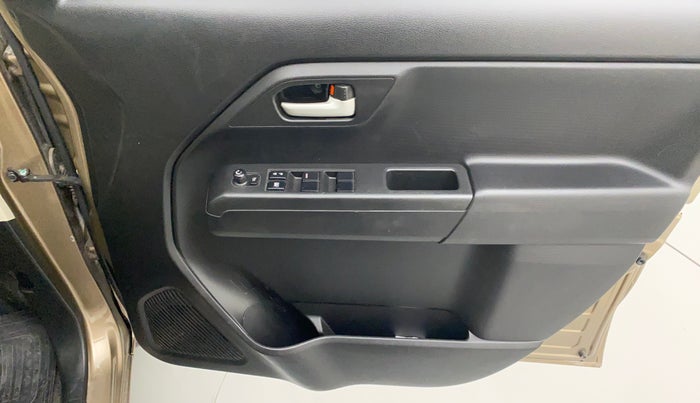 2019 Maruti New Wagon-R ZXI 1.2 old, Petrol, Manual, 8,041 km, Driver Side Door Panels Control