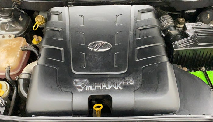 2016 Mahindra XUV500 W10, Diesel, Manual, 74,829 km, Open Bonet