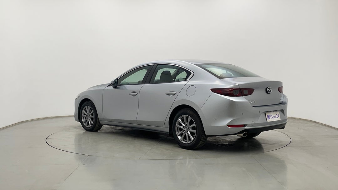 Left Back Diagonal (45- Degree) View